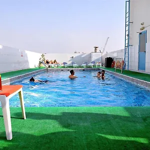 https://signature-inn-hotel-free-parking.sharjah-hotels.com